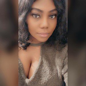 Meet your Posher, Latasha